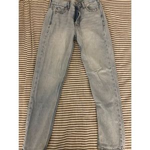 American Eagle Mom Jeans